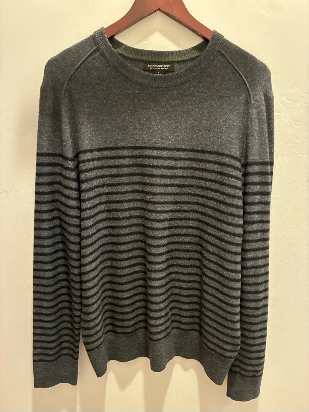 Banana Republic Men’s Charcoal and Black Striped Crewneck Sweater L